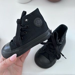 Baby converse high top black size 4